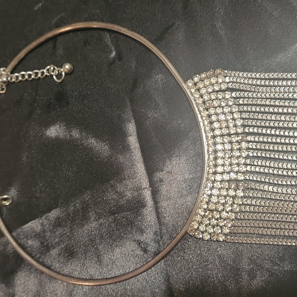 Show stopping necklace - Picture 2 of 5